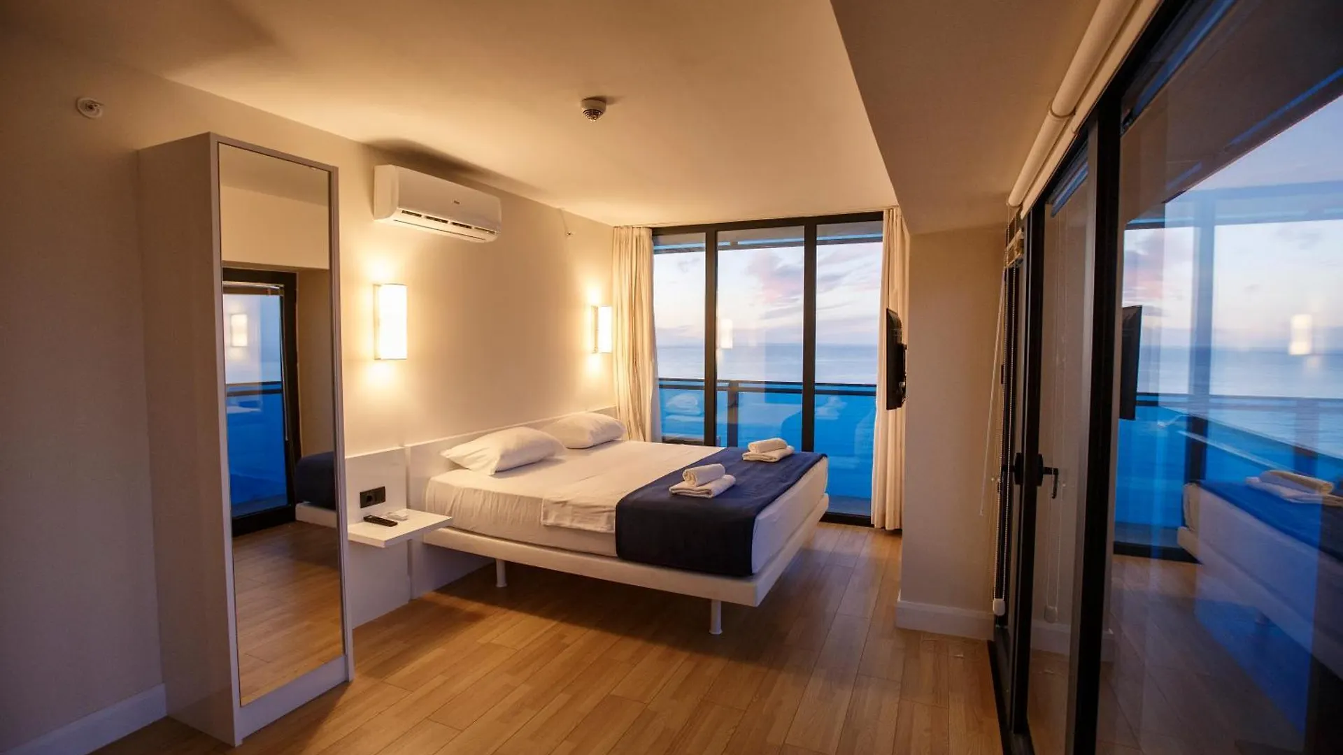 Orbi City Sealine Exclusive Vip Suites 바투미