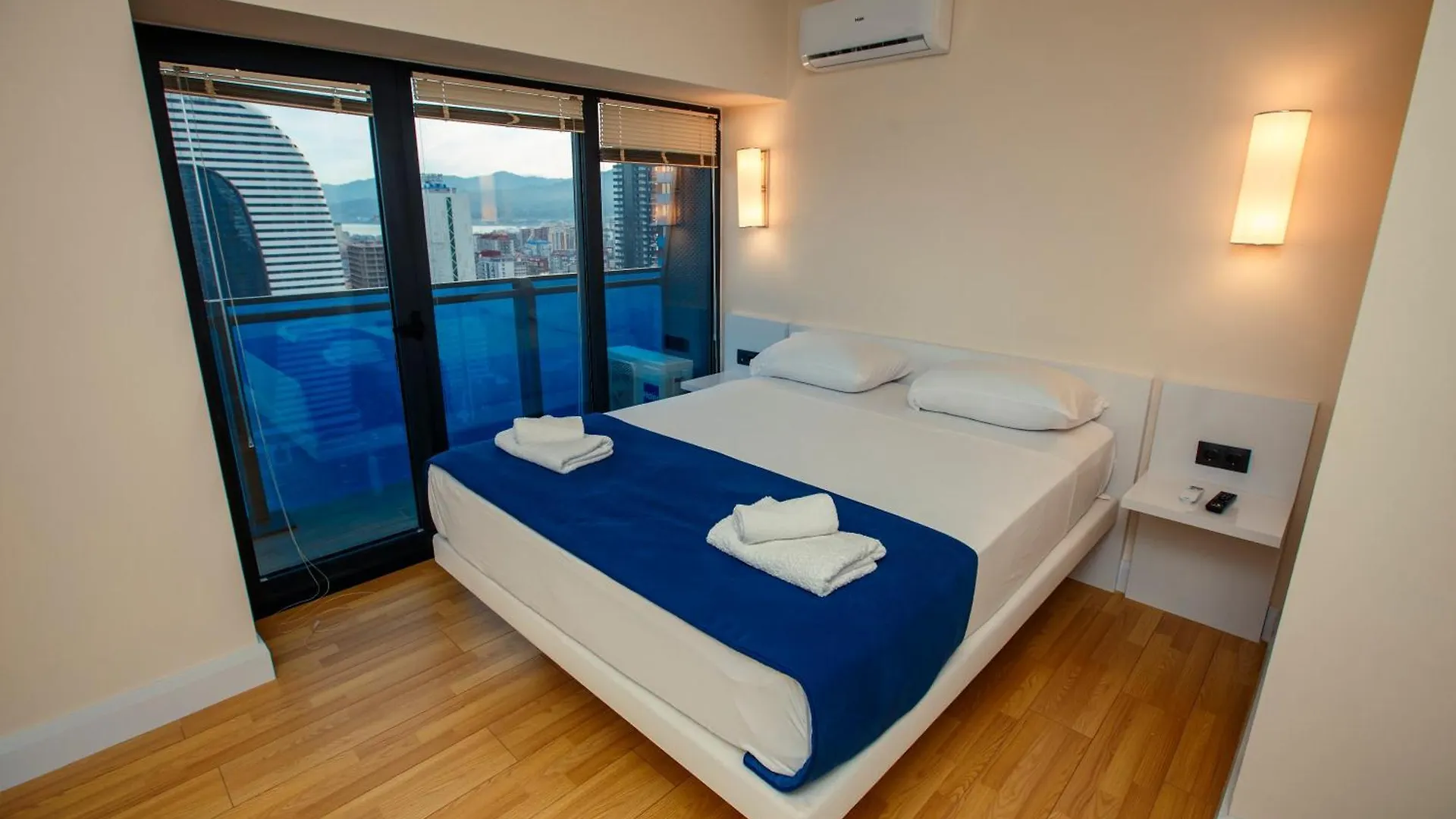 Orbi City Sealine Exclusive Vip Suites 바투미 아파트