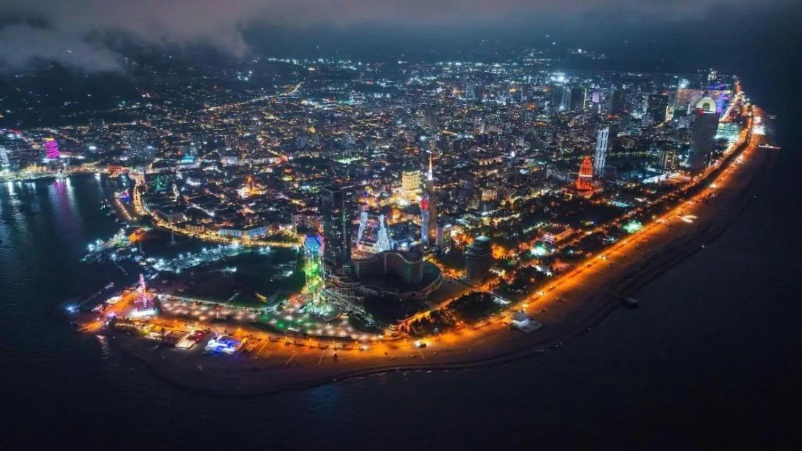 Orbi City Sealine Exclusive Vip Suites 바투미 아파트